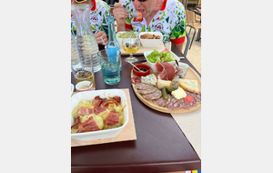 Arrêt buffet au col du Béal